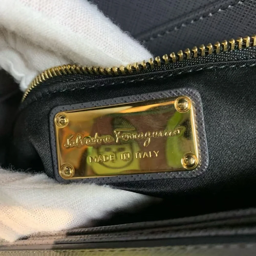 N16 Slightly Used Salvatore Ferragamo Grey Handbag Small - Picture 10 of 16